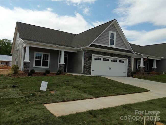 Photo - 835 Wisteria Wy