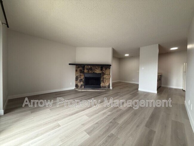 Photo - 2330 N 44th St Condo Unit 8