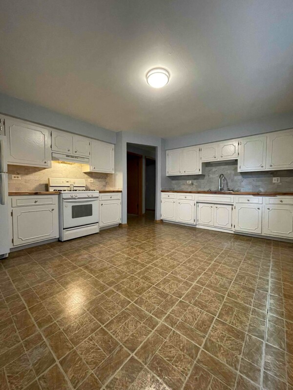 Photo - 8629 W Summerdale Ave Unit 1