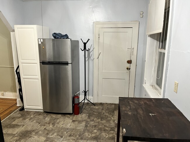 Cocina 2 - 77 Calyer St Unidad #3