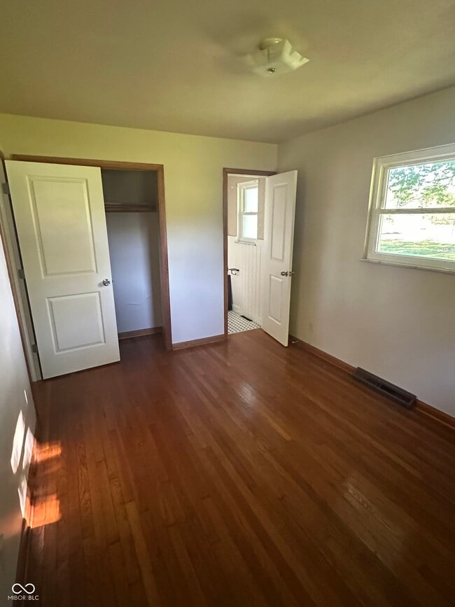 Photo - 973 Mullinix Rd