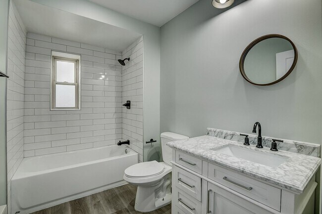 Photo - 800 N Fred Shuttlesworth Dr