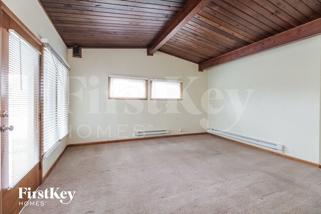 Photo - 1054 Kenmore Ave