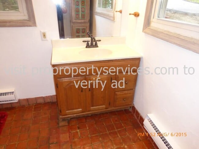 Photo - Rustic Contemporary Cape Cod in Beautiful ... Casa