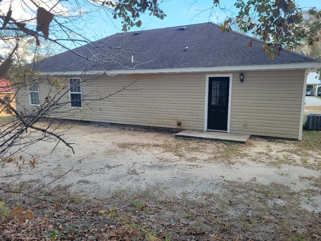 Photo - 3572 Confederate Dr