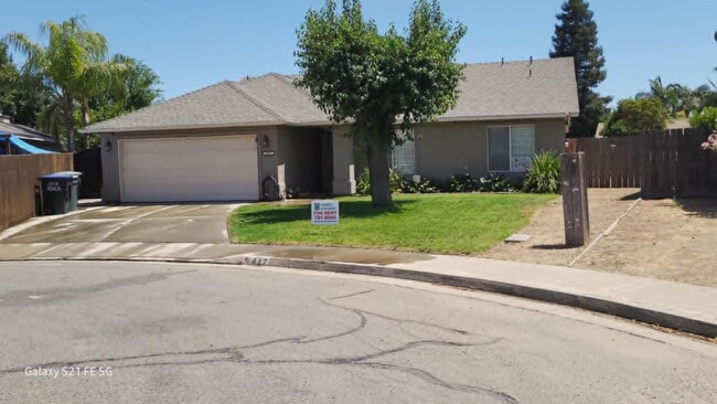 Immaculate 3 Bedroom 2 Bath House locate w... - Immaculate 3 Bedroom 2 Bath House locate w...