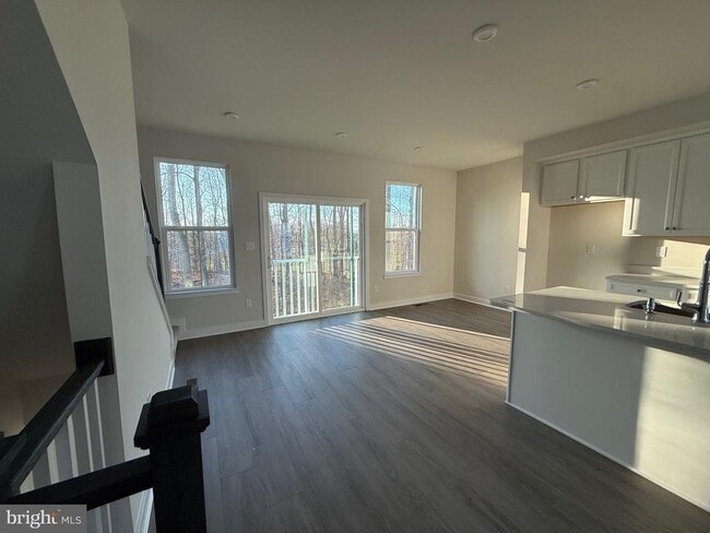 Photo - 4337 Reusch Cir