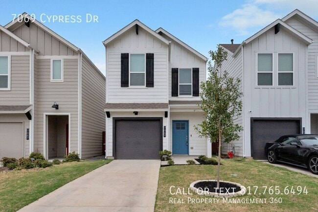 Building Photo - 7069 Cypress Dr