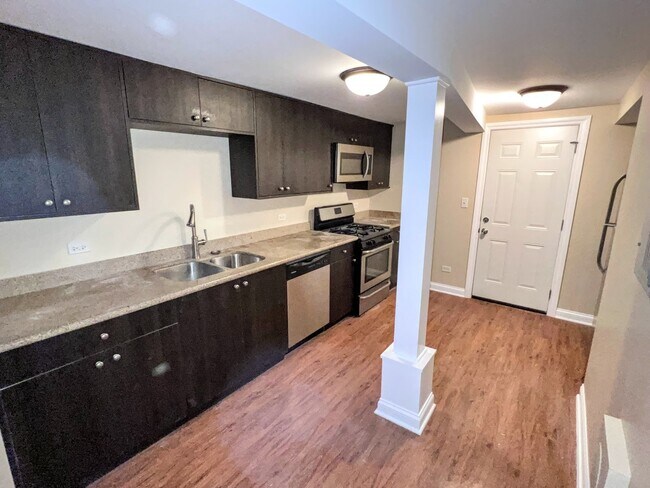 Photo - 7177 W Belden Ave Unidad G