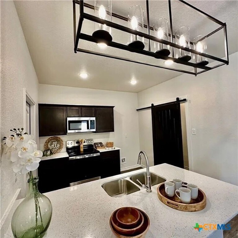 Photo - 5209 White Rose Dr