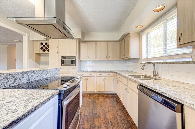 Photo - 24119 Silversmith Ln