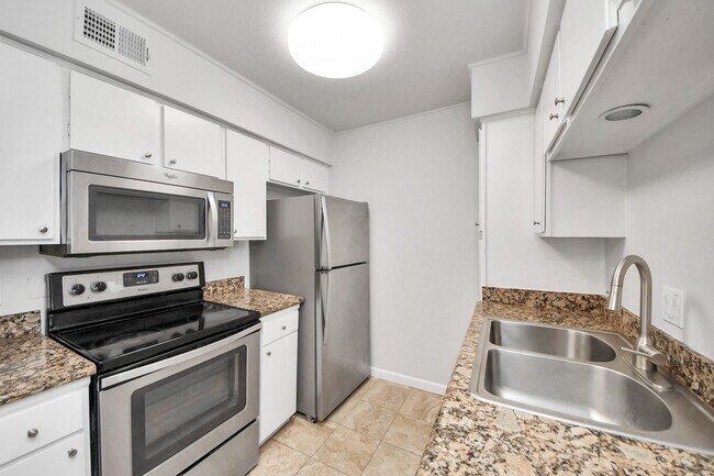 4641 Wild Indigo St Unit 450