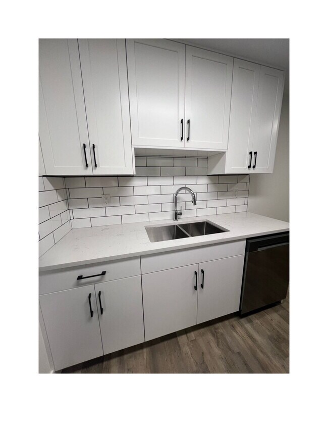 Bright & Spacious 1-Bedroom Suite at Cumberland Park Apartments – Guildford