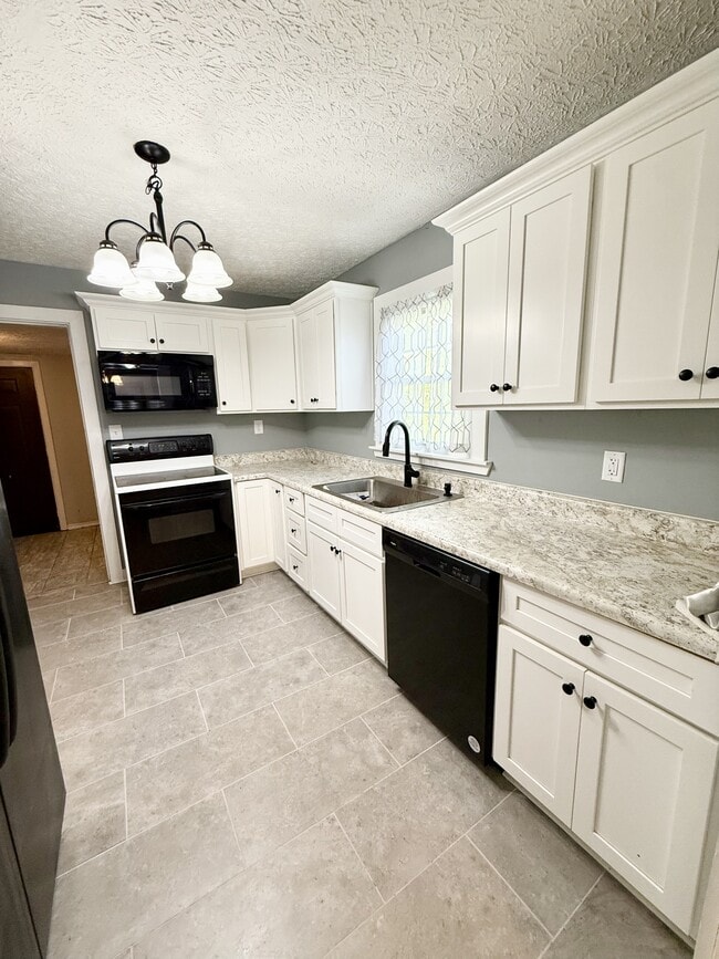 Photo - 533 Kirkpatrick Ave