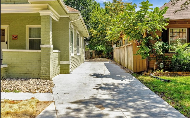 Photo - 228 S Erie St