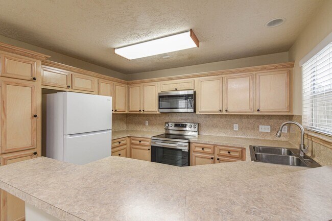 Photo - 213 Foster St