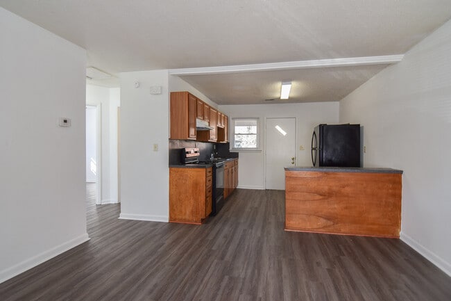 Photo - 6957 S Kenwood Dr