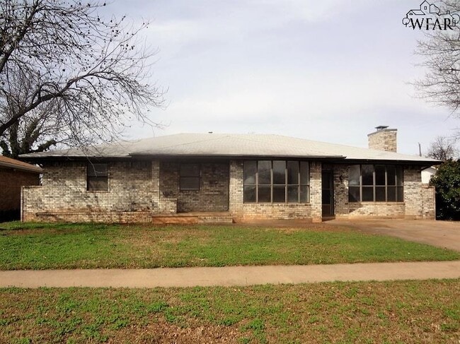 Building Photo - 4626 Cypress Ave Rental