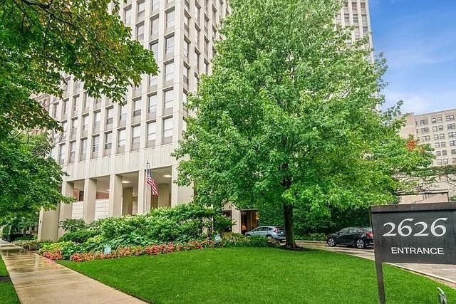 Photo - 2626 N Lakeview Ave Condo Unit 1010
