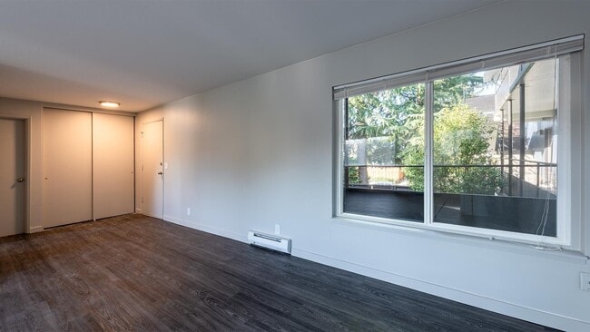 Photo - Sylvan Court