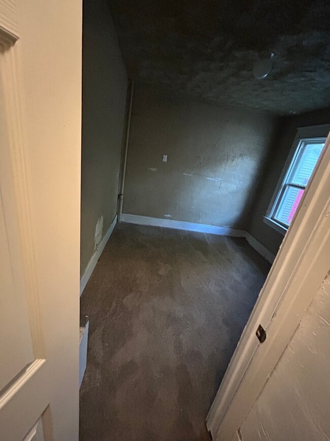 Photo - 2121 Delaware Ave