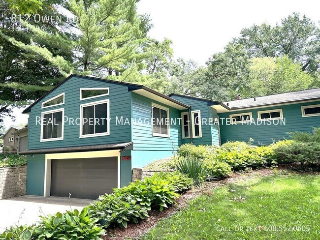 Beautiful Home Near Lake Monona - Beautiful Home Near Lake Monona