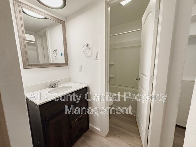 Photo - 4501 Witham Ln Unit 107