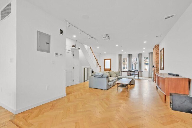 Photo - Chauncey Street