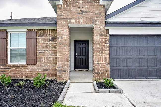 Photo - 7519 Fierce Friesian Ln