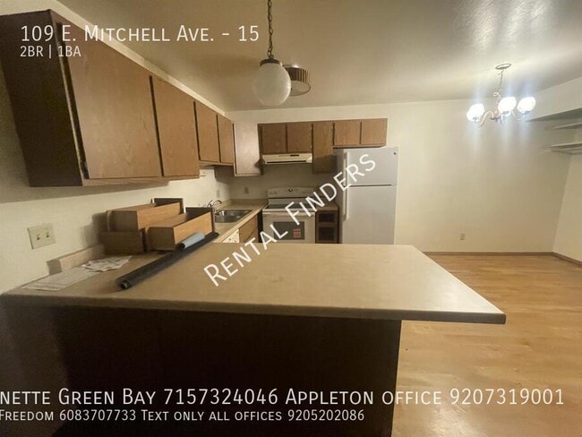 Building Photo - 109 E Mitchell Ave Unit 15