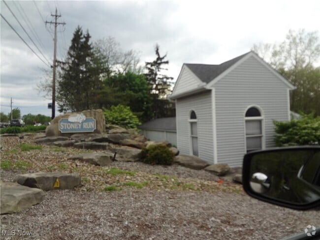 Building Photo - 1304 Stoney Run Trail Rental