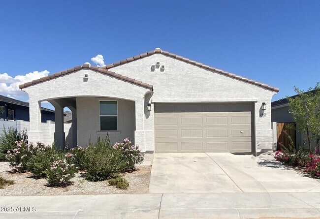 Building Photo - 24620 W Mohave St Rental