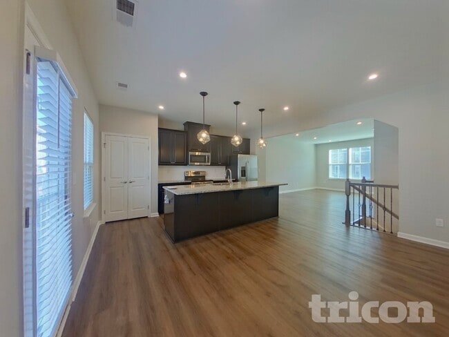 Photo - 1213 Ashbury St