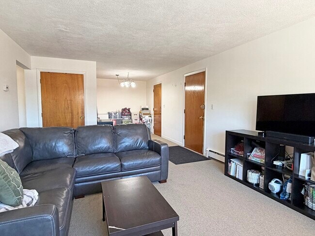 1077 Chestnut St Unidad 8