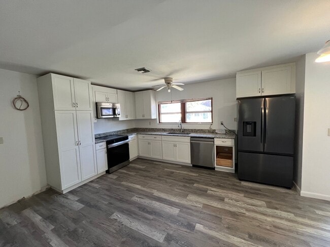 Photo - $1,475 ** Annual Lease (Includes Water/Electric/Lawn) * 1 Bedroom / 1 Bath * DUPLEX * Historic, D...