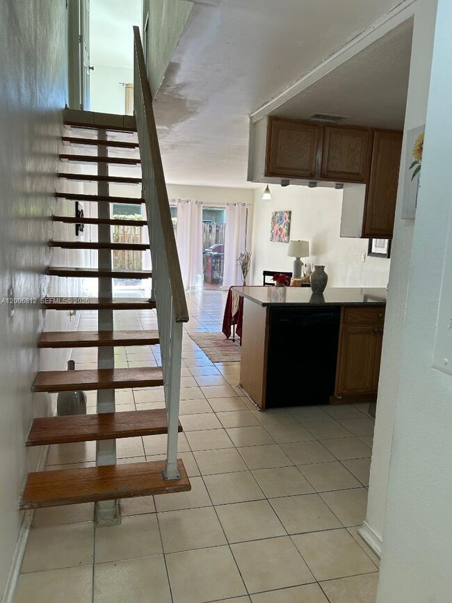 Photo - 15385 S Dixie Hwy Unit 22