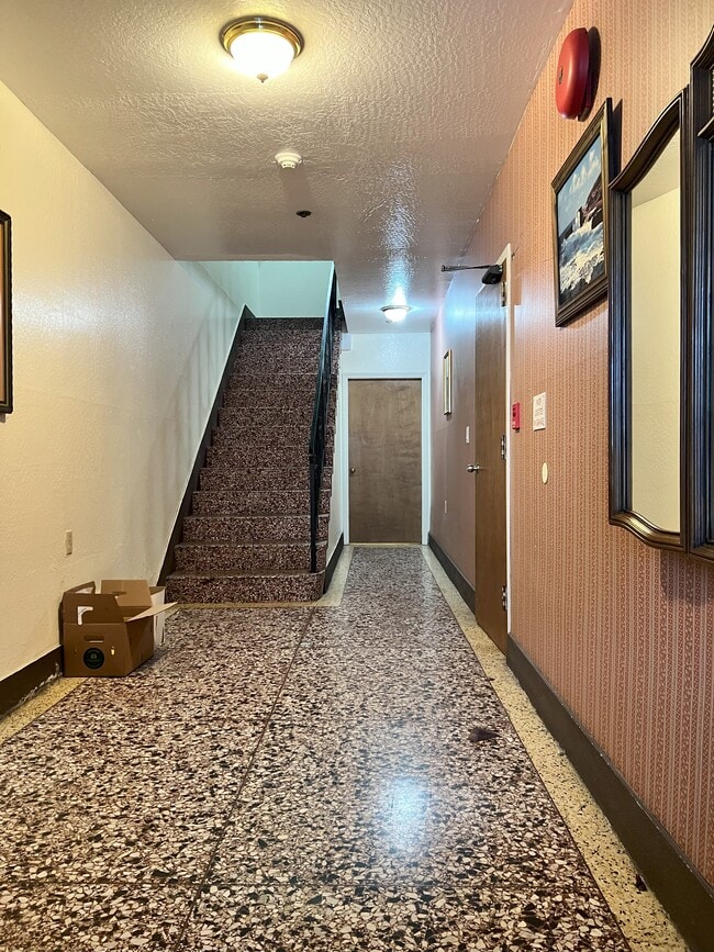 Photo - 548 26th Ave Unit 3C