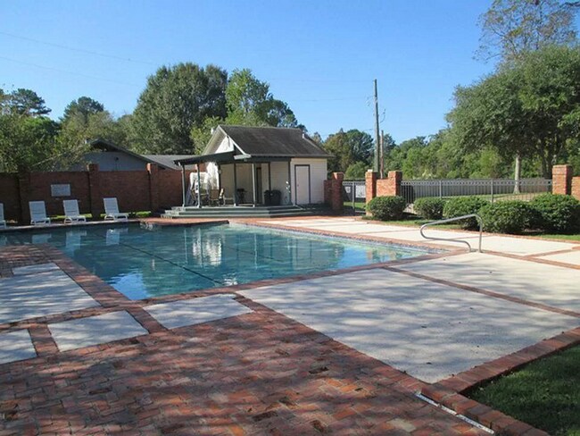 Photo - Townhome close to everything on Bayou Trace