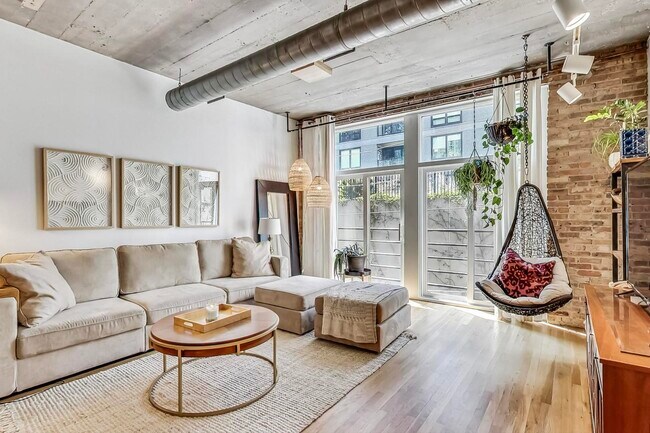 Photo - 110 N Peoria St Unit 307