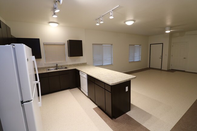 El Camino Real Apartments, 21 S Chile Ln, Hatch, NM 87937 - El Camino Real Apartments