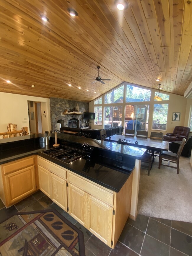 Photo - 2346 Highlands Dr