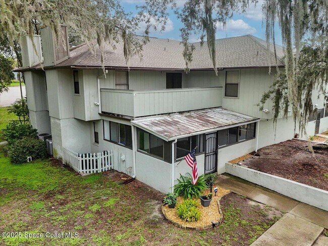 Photo - 1931 Dipol Courtway