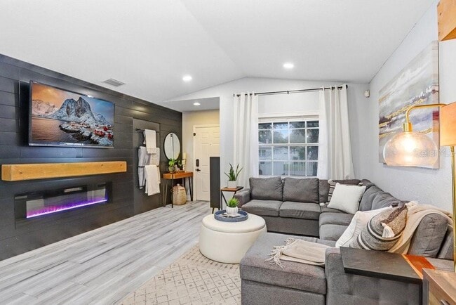 Photo - 3122 W Grace St