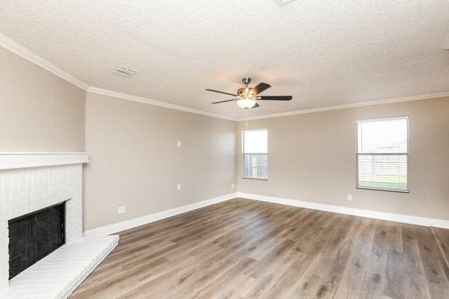 Photo - 4308 Meadowknoll Dr