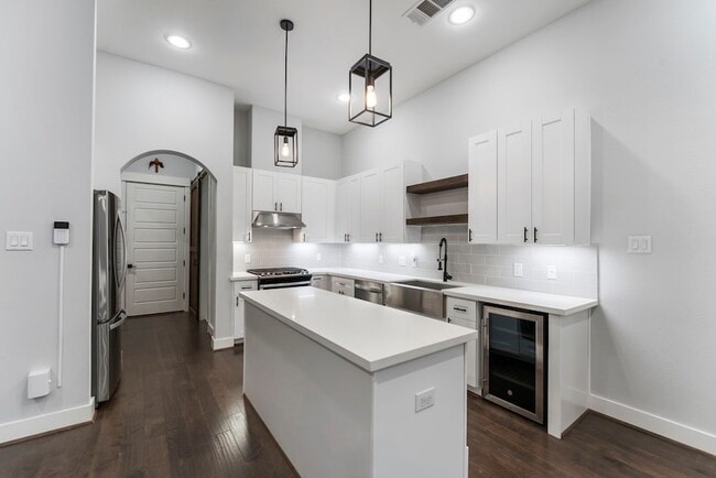 Photo - 113 Coronado St