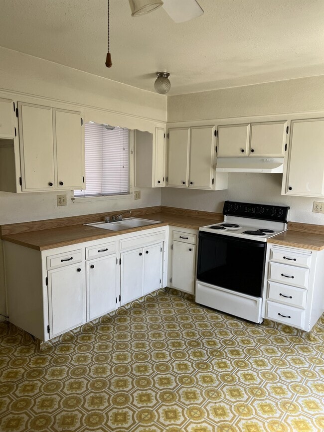 Photo - 2701 S Fontana Ct