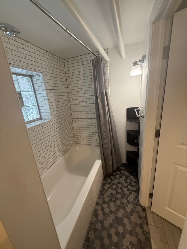 Building Photo - 5230 W Winona St Unit B