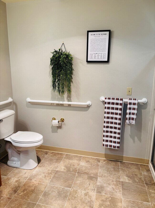 Bathroom - Dove Healthcare - Settlers' Trail