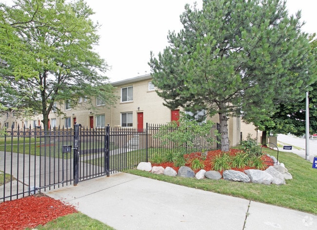 Photo - Renaissance Court