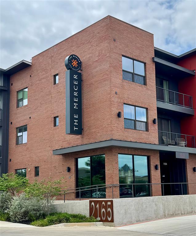 Building Photo - 2165 Gabriels Pl Unit 1111